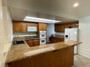18220 Verano Dr in San Diego, CA - Building Photo - Building Photo