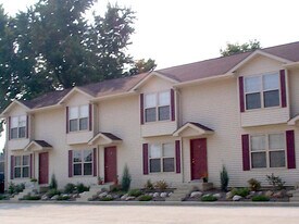 405 Franklin St, Unit 2 in Mahomet, IL - Building Photo