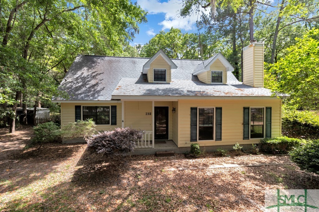 130 Briarwood Ln in Richmond Hill, GA - Foto de edificio
