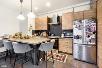 2318 E York St in Philadelphia, PA - Building Photo - Building Photo