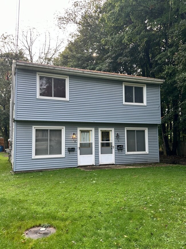 property at 516-518 N Clarendon St