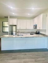 5427 Centennial Blvd in Lehigh Acres, FL - Building Photo