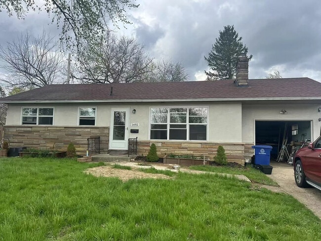 1492 Garywood Ave in Columbus, OH - Foto de edificio - Building Photo