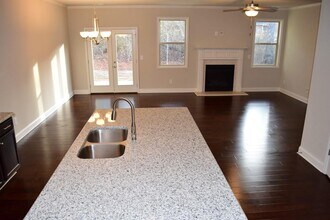 5 Holdings Dr in Lawrenceville, GA - Building Photo - Building Photo