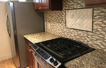 925 Greenwood Ave NE in Atlanta, GA - Building Photo - Building Photo
