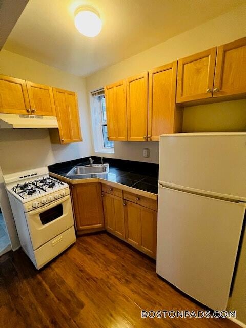 38 Hemenway St, Unit 49 in Boston, MA - Building Photo