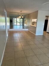 8215 Sun Spring Cir in Orlando, FL - Building Photo - Building Photo