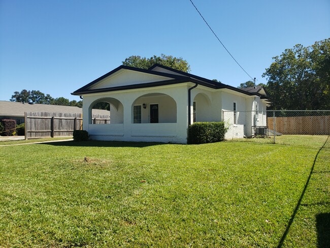 property at 5433 Old Floyd Rd SW