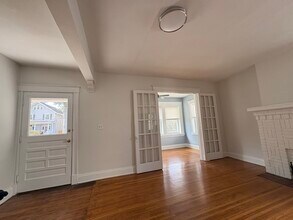 3710 Hyde Park Ave, Unit 1 in Cincinnati, OH - Building Photo - Building Photo