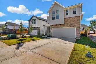 348 Rend Dr in Leander, TX - Building Photo - Building Photo
