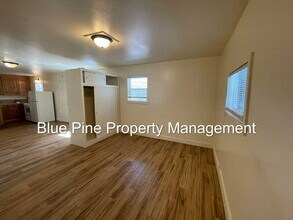598 W Center St in Blackfoot, ID - Building Photo - Building Photo