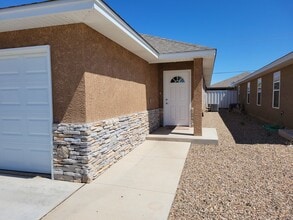 2616 E 14th St in Clovis, NM - Building Photo - Building Photo