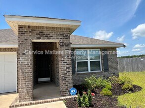 5096 Gaineswood Dr in Milton, FL - Building Photo - Building Photo