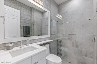 4410 Caldera Cir in Naples, FL - Building Photo - Building Photo