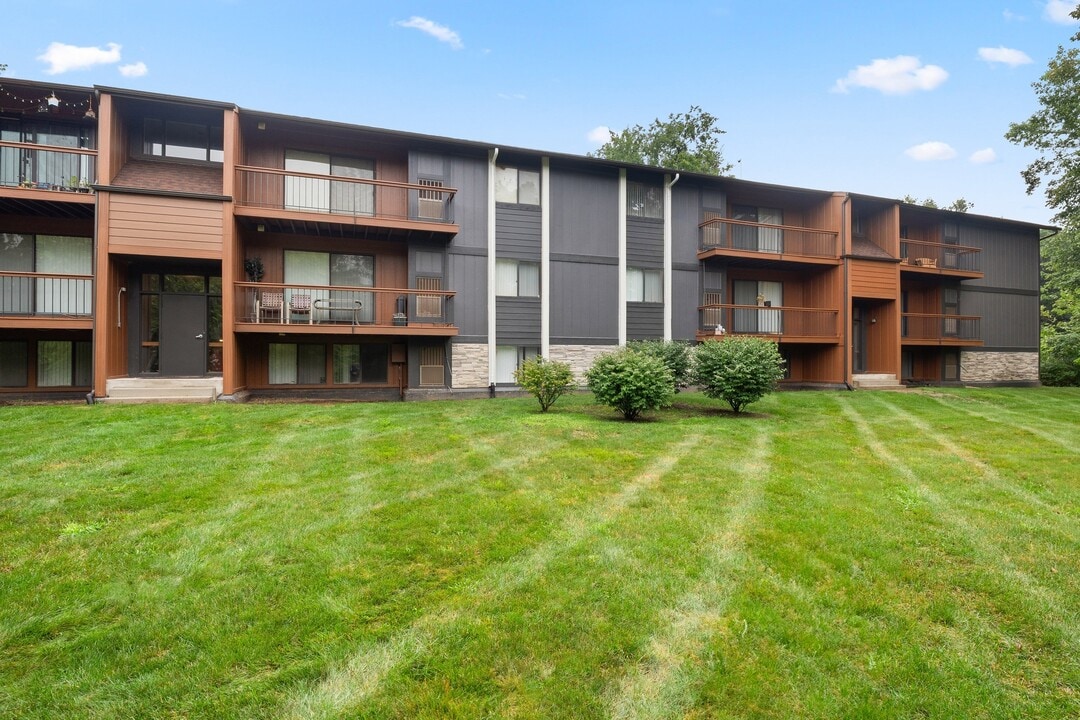 The Trilogy Apartments in Belleville, MI - Foto de edificio