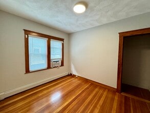 29 Frederick Ave, Unit #1 in Medford, MA - Building Photo - Building Photo