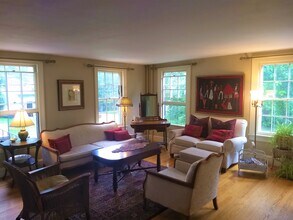 120 South St in Hightstown, NJ - Building Photo - Building Photo
