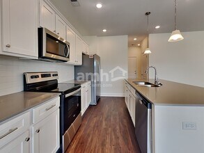507 Plumeria Lane in Summerville, SC - Building Photo - Building Photo