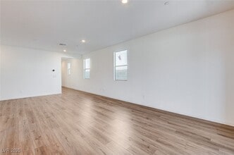 1578 Crested Eagle St in Las Vegas, NV - Building Photo - Building Photo