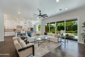 3229 E Campbell Ave in Phoenix, AZ - Building Photo - Building Photo