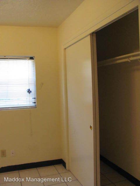 4605 Gibson Blvd SE in Albuquerque, NM - Foto de edificio