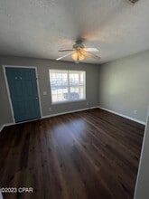 829 Russ Lake Dr in Panama City, FL - Building Photo - Building Photo