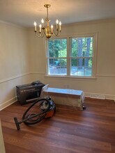 4718 Rembert Dr in Raleigh, NC - Foto de edificio - Building Photo