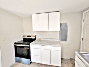 614 3rd Ave SW in Decatur, AL - Foto de edificio - Building Photo