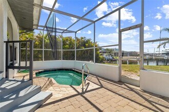 2161 Aqui Esta Dr in Punta Gorda, FL - Building Photo - Building Photo