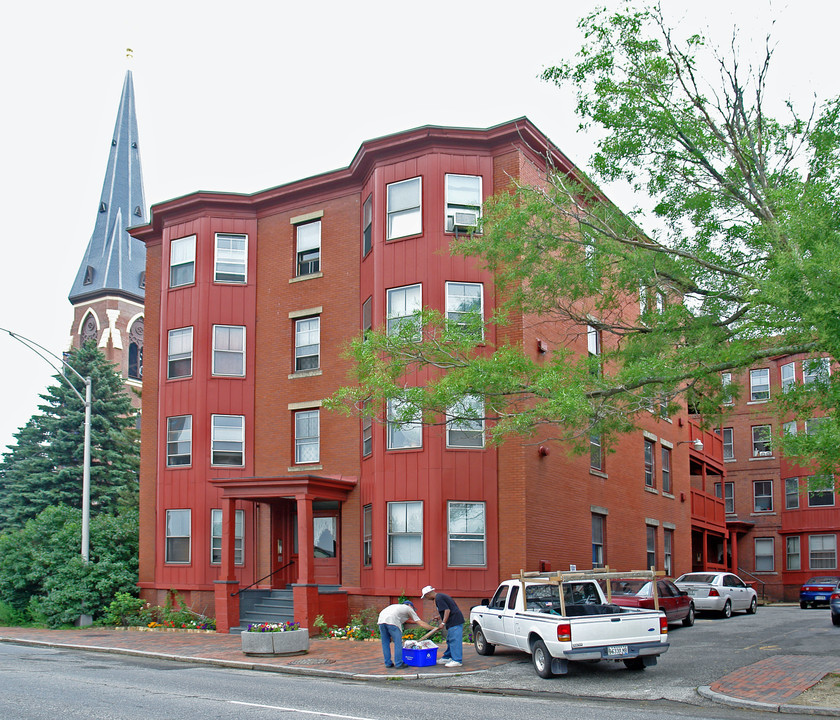 113 Franklin Arterial in Portland, ME - Building Photo