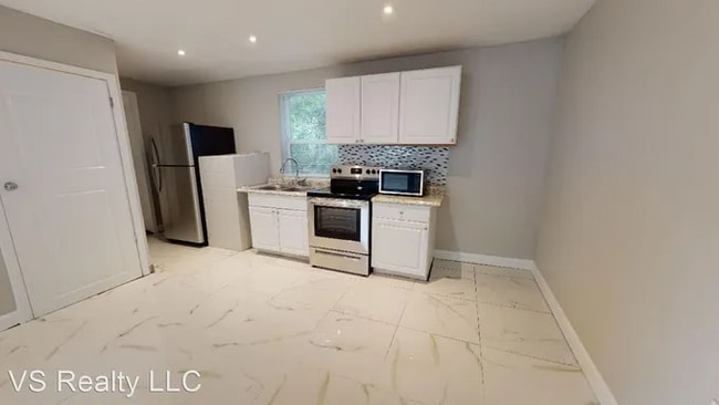 property at 1374 Agnes St