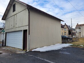 132 S 5th Ave in Lebanon, PA - Building Photo - Building Photo
