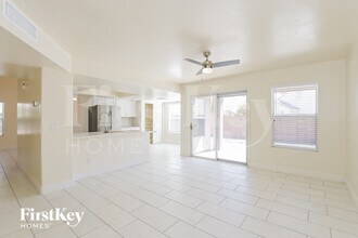 11832 N Labyrinth Dr in Tucson, AZ - Building Photo - Building Photo