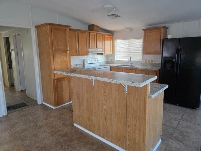 1502 N 180th Dr in Goodyear, AZ - Building Photo - Building Photo