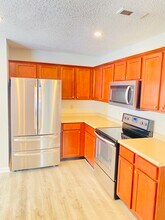 5843 Amber Ln in Indianapolis, IN - Building Photo - Building Photo