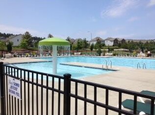 716 Silver Stream Ln in Cary, NC - Building Photo - Building Photo