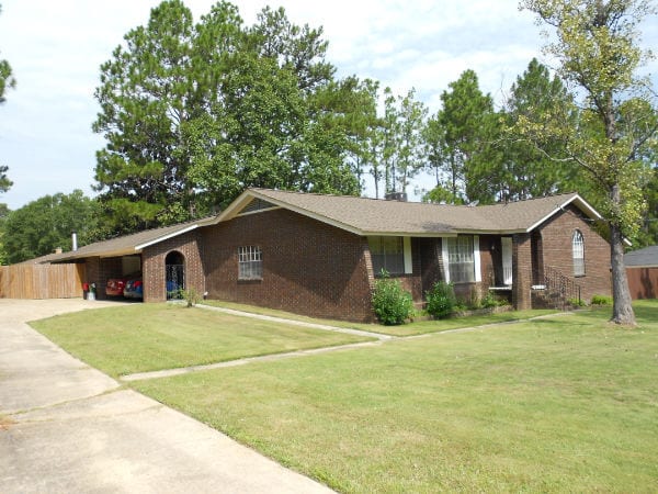 607 Cox Ave in Hattiesburg, MS - Foto de edificio - Building Photo