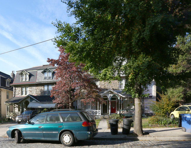 Multi-family Victorian in Philadelphia, PA - Building Photo - Building Photo