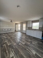 518 McManus St in Kingsville, TX - Building Photo - Building Photo