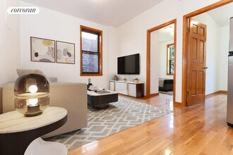 125 E 88th St in New York, NY - Building Photo - Building Photo