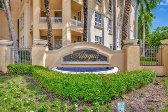 3001 NE 185th St in Aventura, FL - Building Photo - Building Photo
