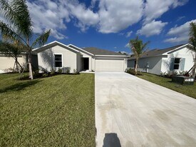 11961 Savanna Lks Blvd in Lehigh Acres, FL - Building Photo