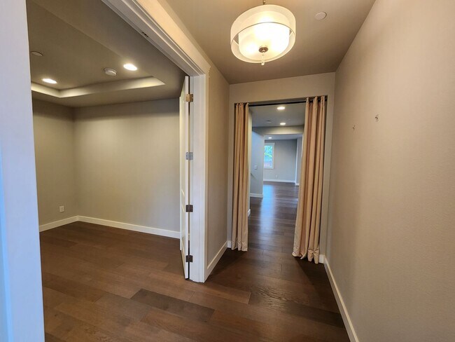 8435 NE 146th St in Kenmore, WA - Building Photo - Building Photo