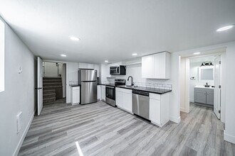 221 N 6th Ave in Pocatello, ID - Building Photo - Building Photo