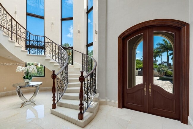 198 Palm Ave in Miami Beach, FL - Building Photo - Building Photo