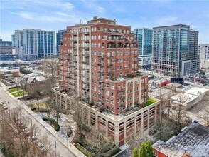 3180 Mathieson Dr NE in Atlanta, GA - Foto de edificio - Building Photo
