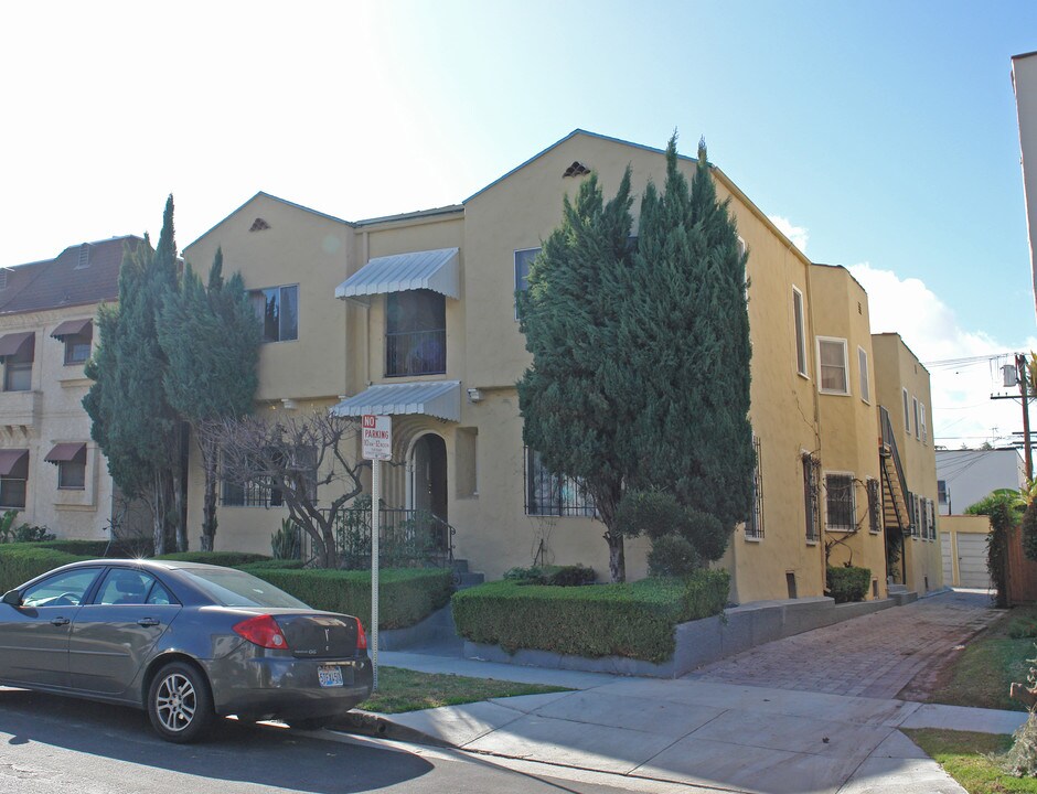 337 N Spaulding Ave in Los Angeles, CA - Building Photo
