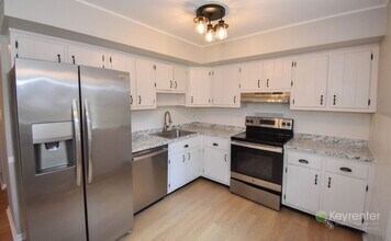 1006 N York Rd in Willow Grove, PA - Building Photo - Building Photo