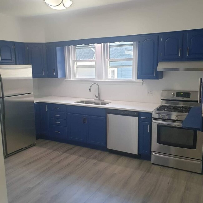 115 7th Ave in Troy, NY - Building Photo - Building Photo