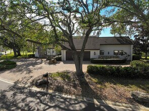 3970 Prairie Dunes Dr in Sarasota, FL - Building Photo - Building Photo